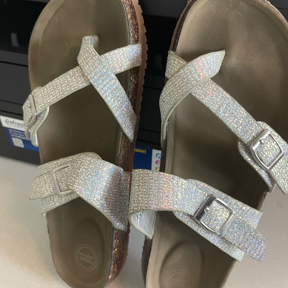 Wonder Nation sandal